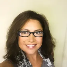 Kym Newton, CIC